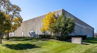 Plus de détails pour 415 Traders Blvd E, Mississauga, ON - Industriel/Logistique à louer