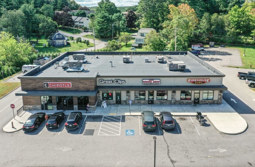410 Center St, Auburn, ME à louer Photo principale– Image 1 sur 4