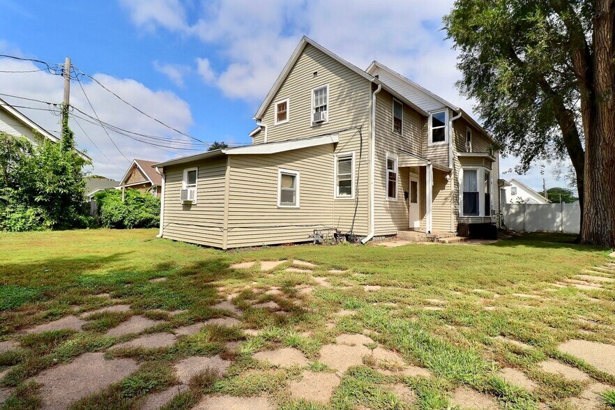 335 W 6th St, Fremont, NE à vendre - Photo de l’immeuble – Image 3 sur 16