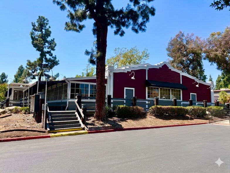 9345 Monte Vista Ave, Montclair, CA à vendre - Photo de l’immeuble – Image 2 sur 5