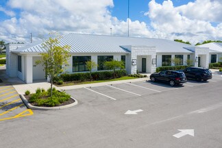 Plus de détails pour 15900 Old US Highway 41, Naples, FL - Local d'activités à louer