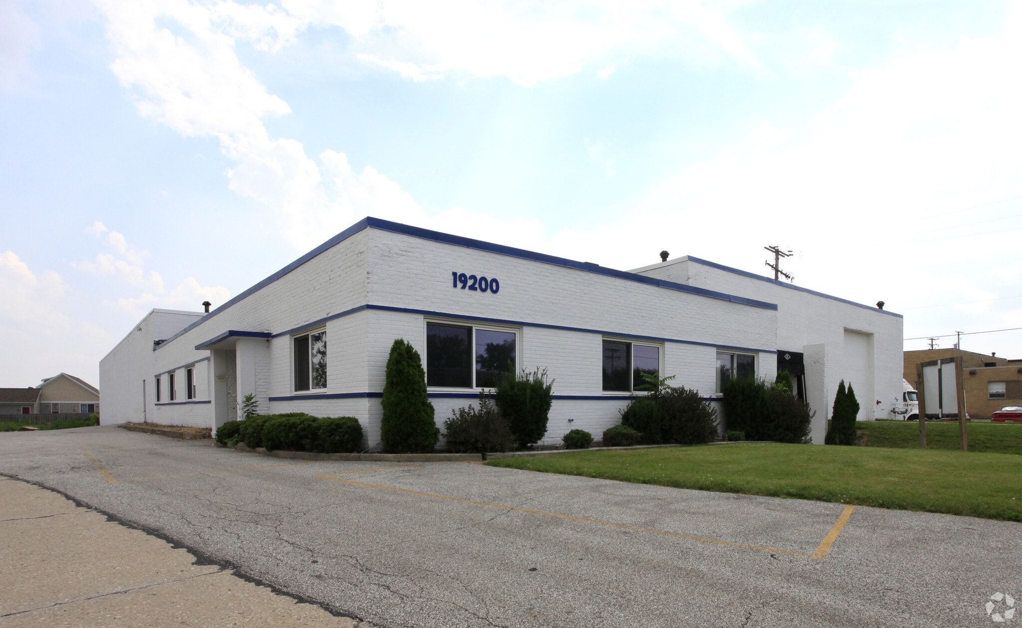 19200 Cranwood Pky, Warrensville Heights, OH à louer Photo principale– Image 1 sur 20