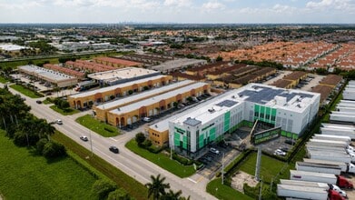2970 W 84th St, Hialeah Gardens, FL à louer Photo intérieure– Image 1 sur 7