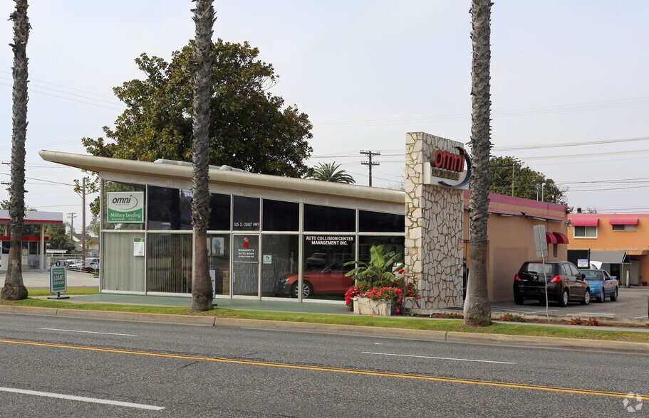 325 S Coast Hwy, Oceanside, CA à vendre - Photo de l’immeuble – Image 2 sur 22