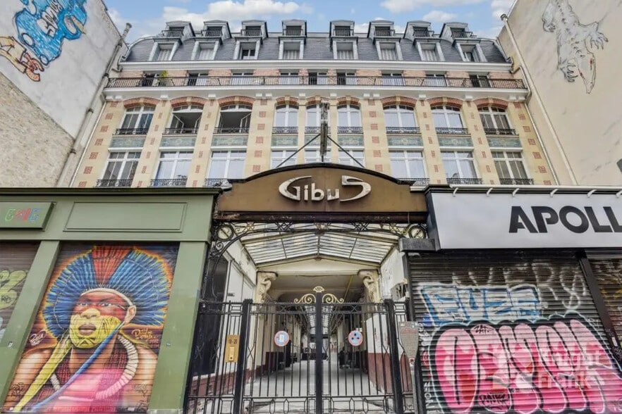 18 Rue Du Faubourg Du Temple, Paris à louer - Photo de l’immeuble – Image 1 sur 6