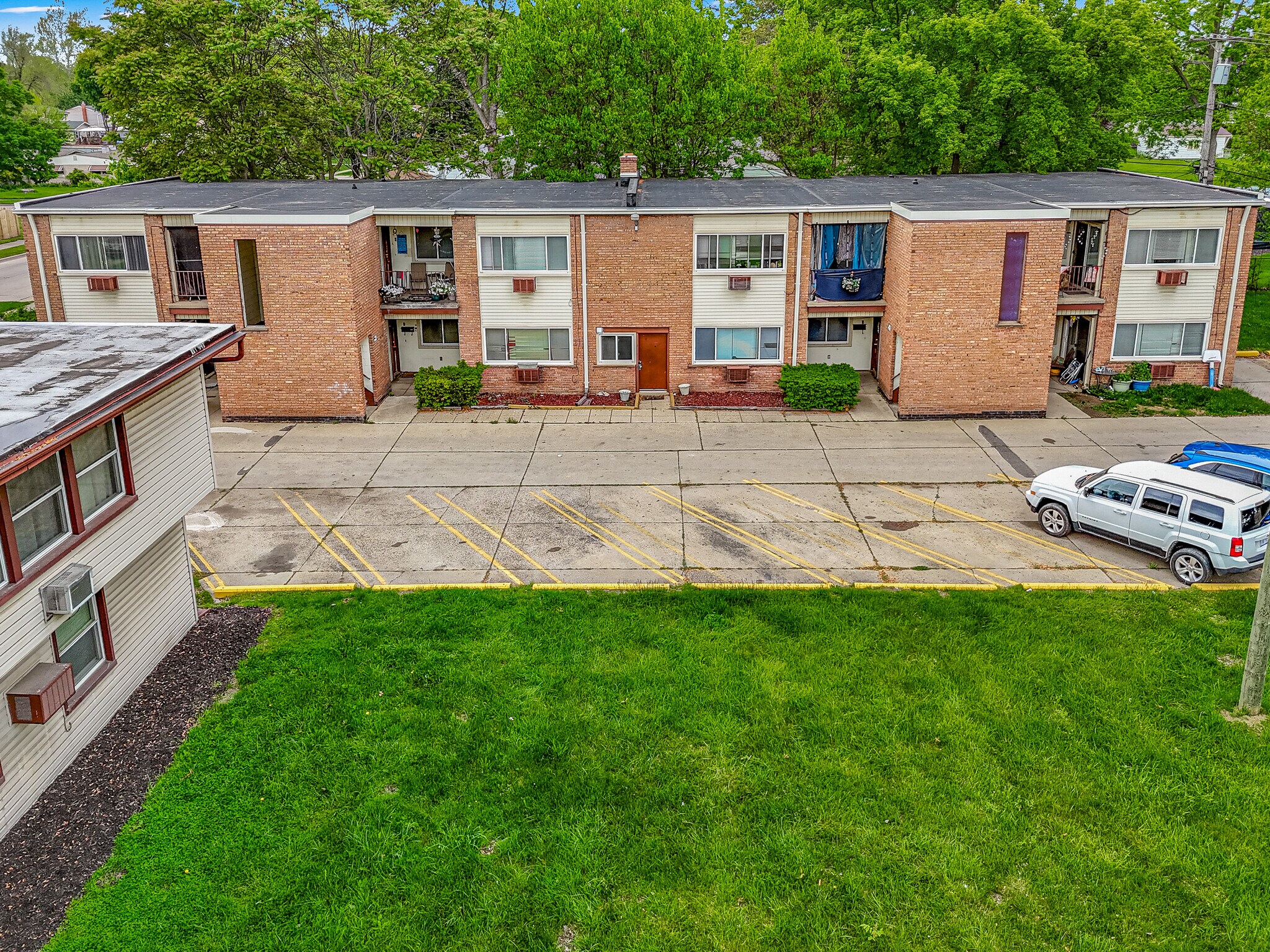 5701-5707 Woodward St, Wayne, MI à vendre Photo de l’immeuble– Image 1 sur 29