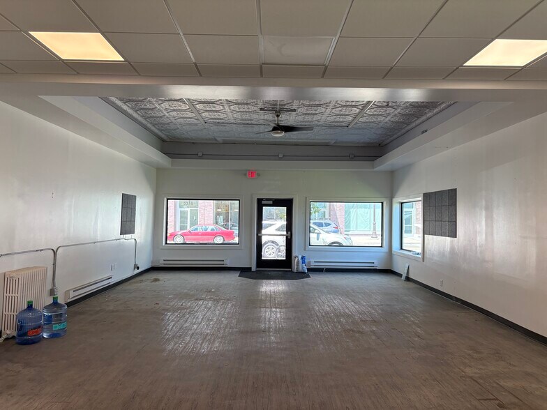 320 E Superior St, Duluth, MN à louer - Photo de l’immeuble – Image 2 sur 13