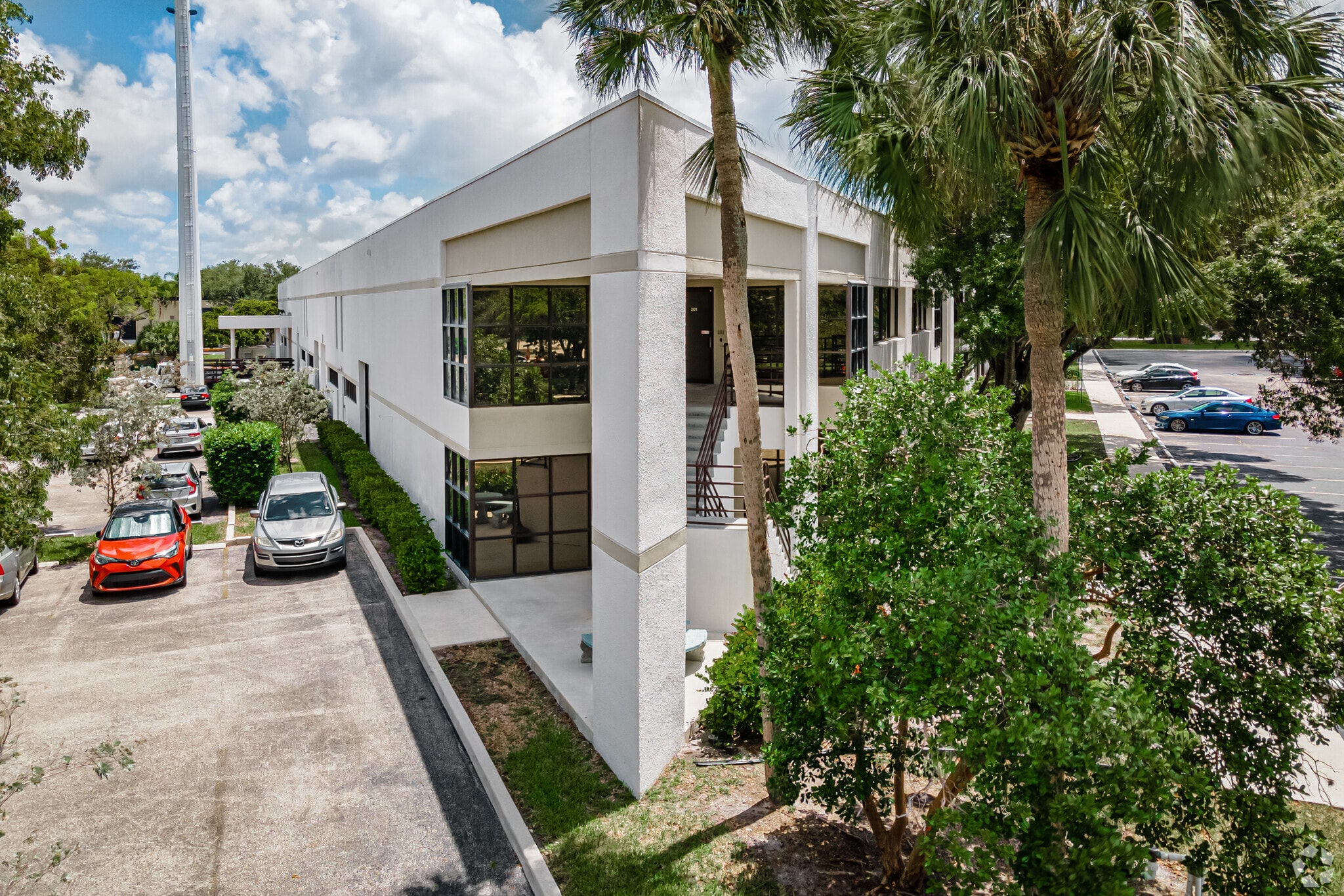 1800 NW 69th Ave, Plantation, FL à vendre Photo principale– Image 1 sur 25