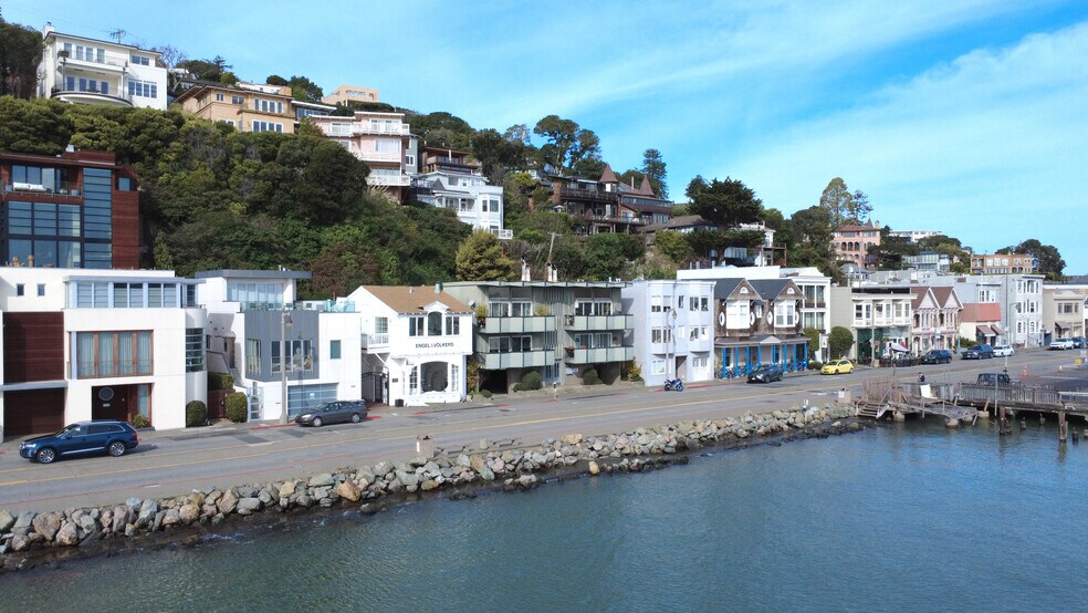 545 Bridgeway, Sausalito, CA à vendre - Aérien – Image 2 sur 7