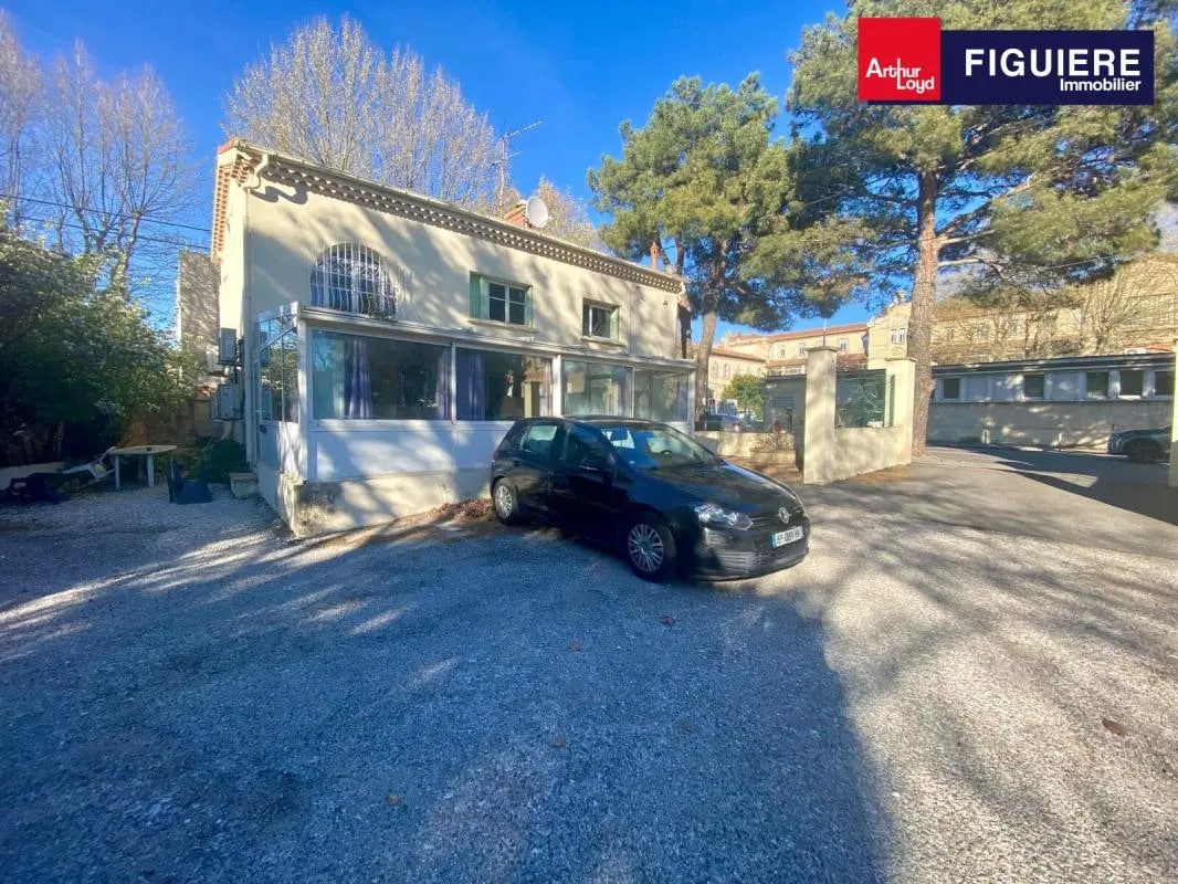 Bureau dans Salon-de-Provence à vendre Photo de l’immeuble– Image 1 sur 15