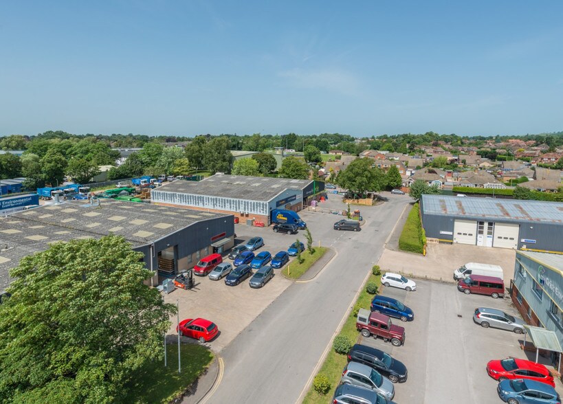 William Rd, Devizes à louer - Photo de l’immeuble – Image 2 sur 4