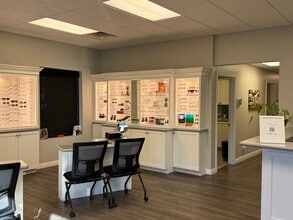 7144 E Virginia St, Evansville, IN à louer Photo intérieure– Image 1 sur 9