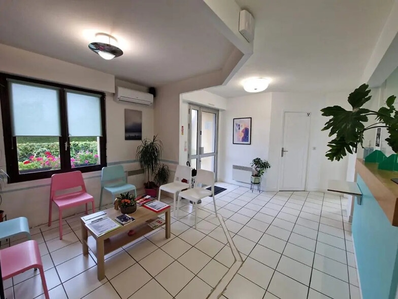 Bureau dans Caen à vendre - Photo intérieure – Image 2 sur 2