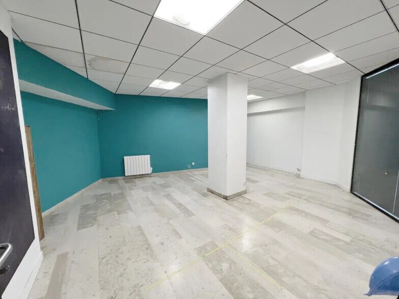 Bureau dans Reims à louer - Photo de l’immeuble – Image 3 sur 7
