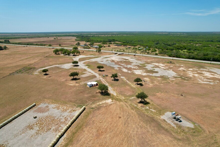 12673 W Highway 97, Charlotte, TX à louer - Aérien – Image 2 sur 14