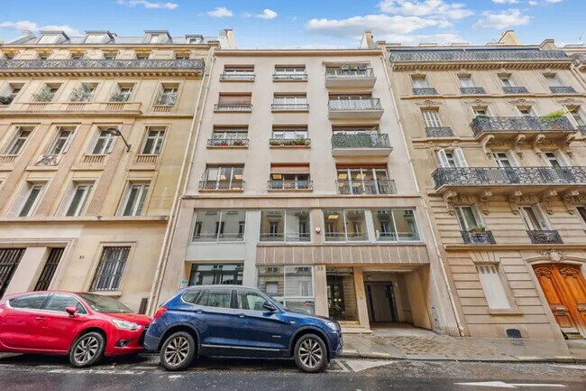 Plus de détails pour 28 Rue De Lisbonne, Paris - Logement à vendre