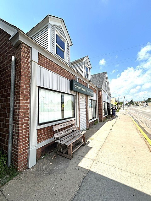 2305 Commerce Blvd, Mound, MN à louer Photo de l’immeuble– Image 1 sur 5