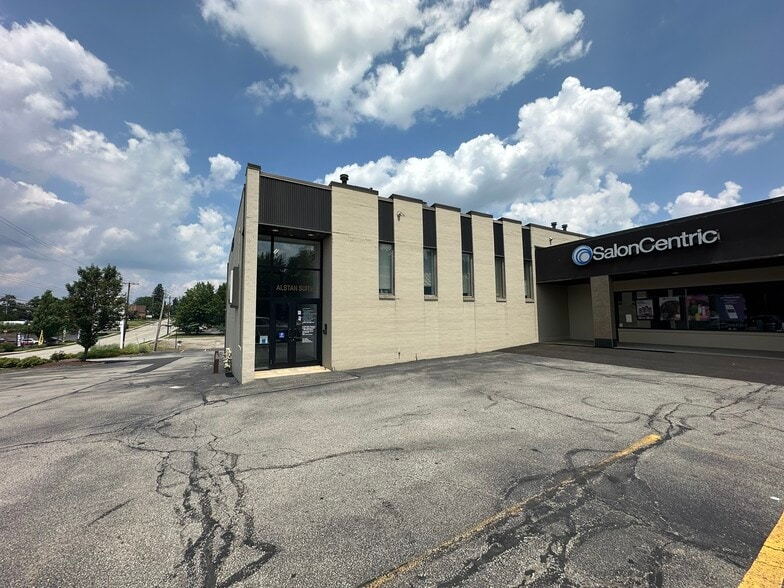 2526 Monroeville Blvd, Monroeville, PA à louer - Photo principale – Image 1 sur 46