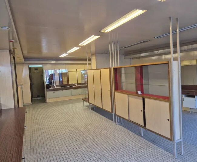 Plus de détails pour Rue Du Maine, Sartrouville - Local commercial à louer