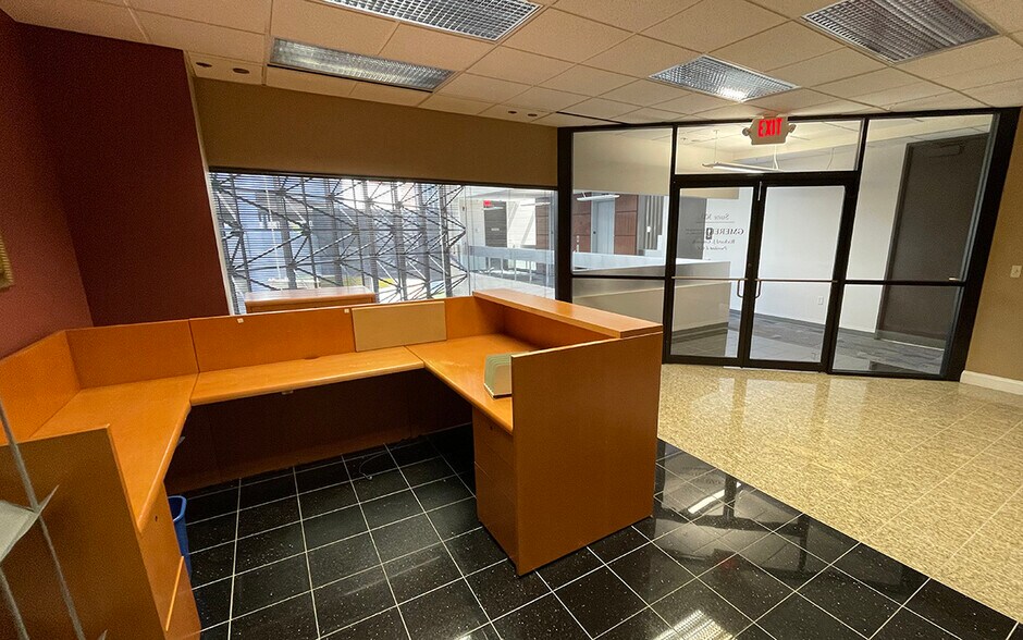 212 Locust St, Harrisburg, PA à louer - Photo de l’immeuble – Image 3 sur 18