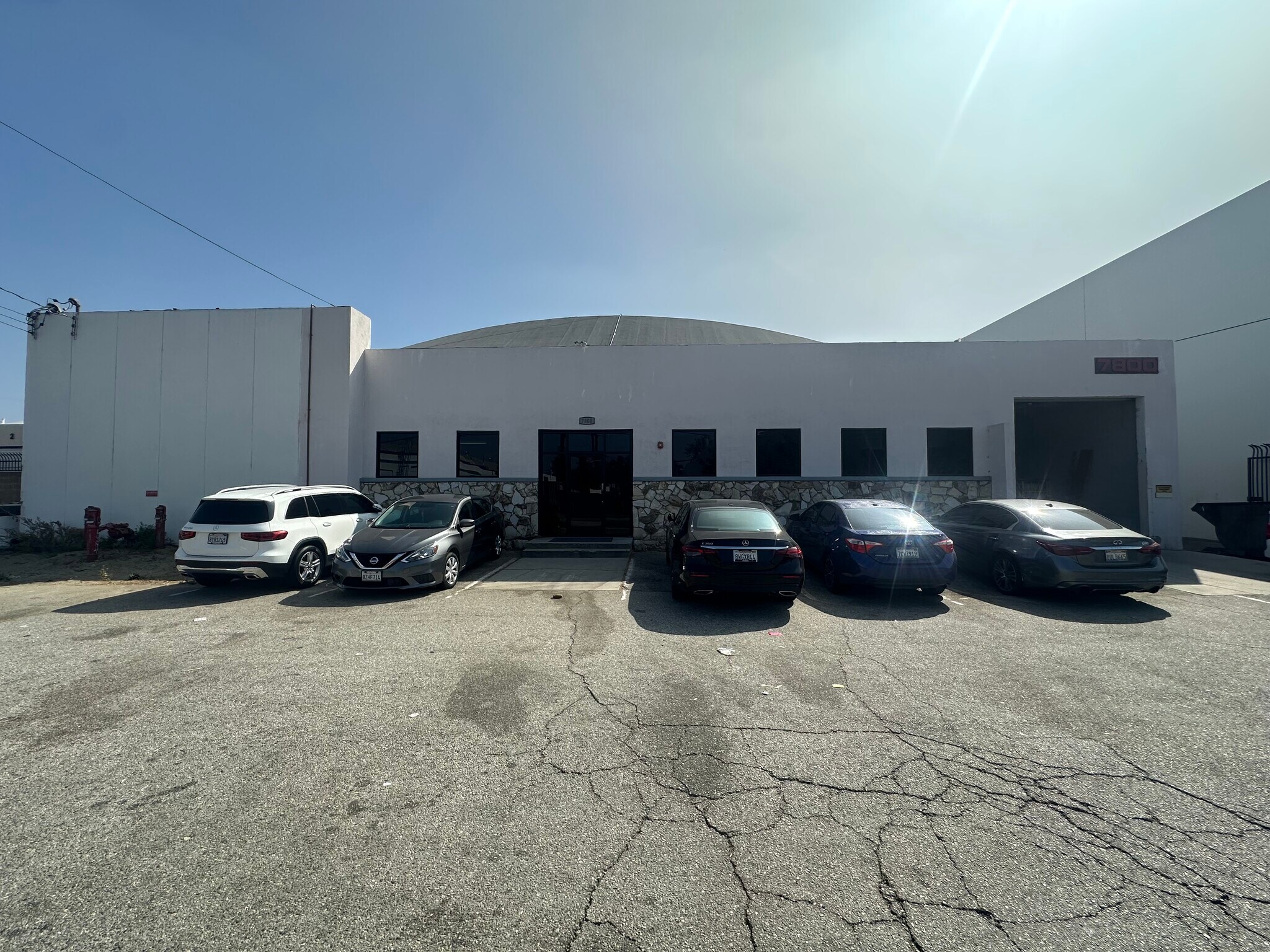 7800 Industry Ave, Pico Rivera, CA à louer Photo de l’immeuble– Image 1 sur 8