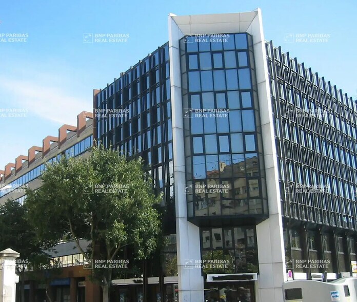 Bureau dans Marseille à louer - Photo de l’immeuble – Image 2 sur 10