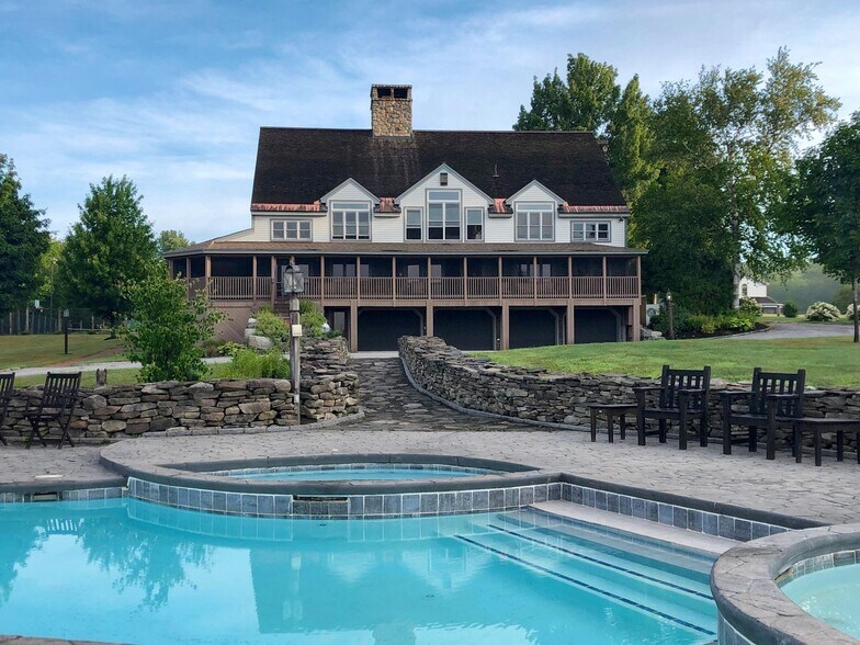 248 Huntington Rd, Henniker, NH à vendre - Photo de l’immeuble – Image 3 sur 44