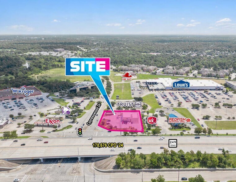 19610 State Highway 249, Houston, TX à louer - Photo de l’immeuble – Image 3 sur 5