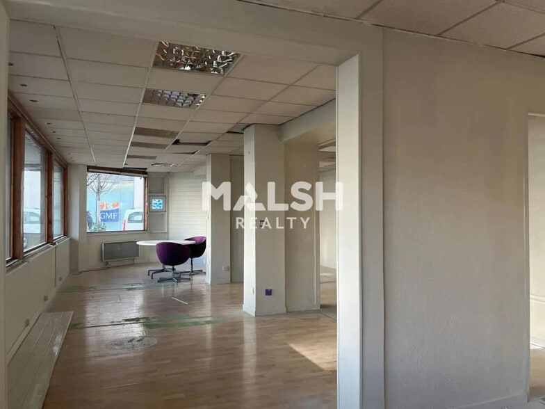 Bureau dans Villeurbanne à louer - Photo intérieure – Image 1 sur 3