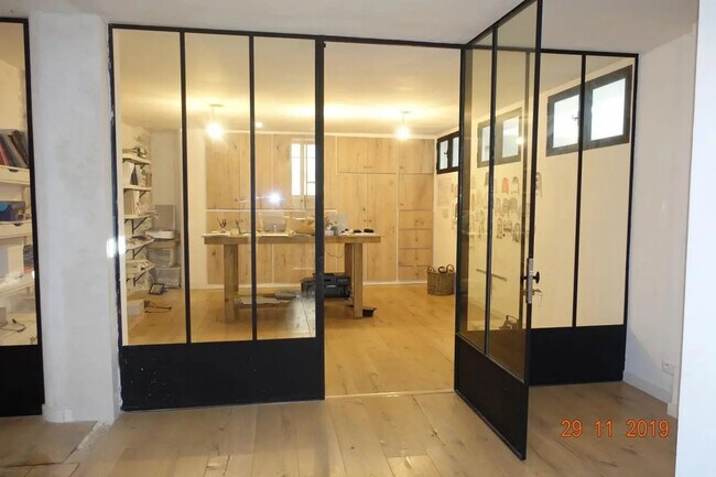 Plus de détails pour Bureau à vendre
