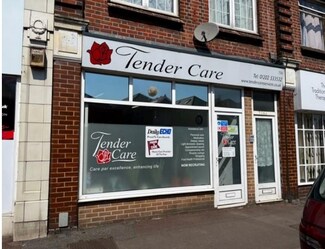 Plus de détails pour 756 Wimborne Rd, Bournemouth - Local commercial à louer