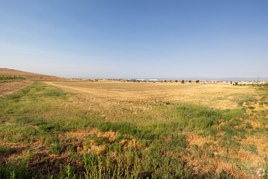 Tower Road and Legato Parkway, Commerce City, CO à vendre - Photo de l’immeuble – Image 2 sur 9