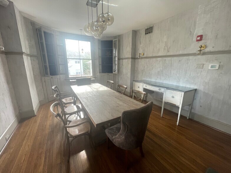485 Main St, Prince Frederick, MD à vendre - Photo intérieure – Image 3 sur 17