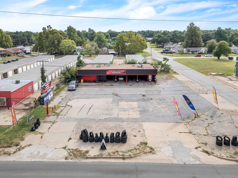 700 N Council Rd, Oklahoma City, OK à vendre - Photo de l’immeuble – Image 3 sur 7