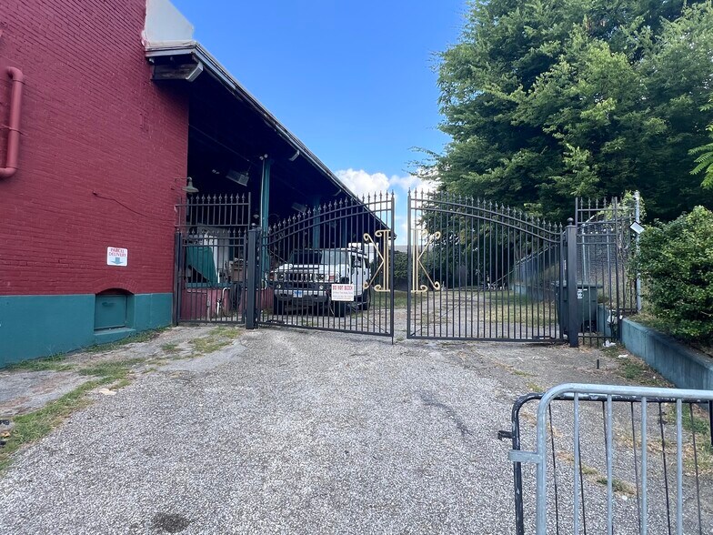 36 E Ge Patterson Ave, Memphis, TN à vendre - Photo de l’immeuble – Image 3 sur 10