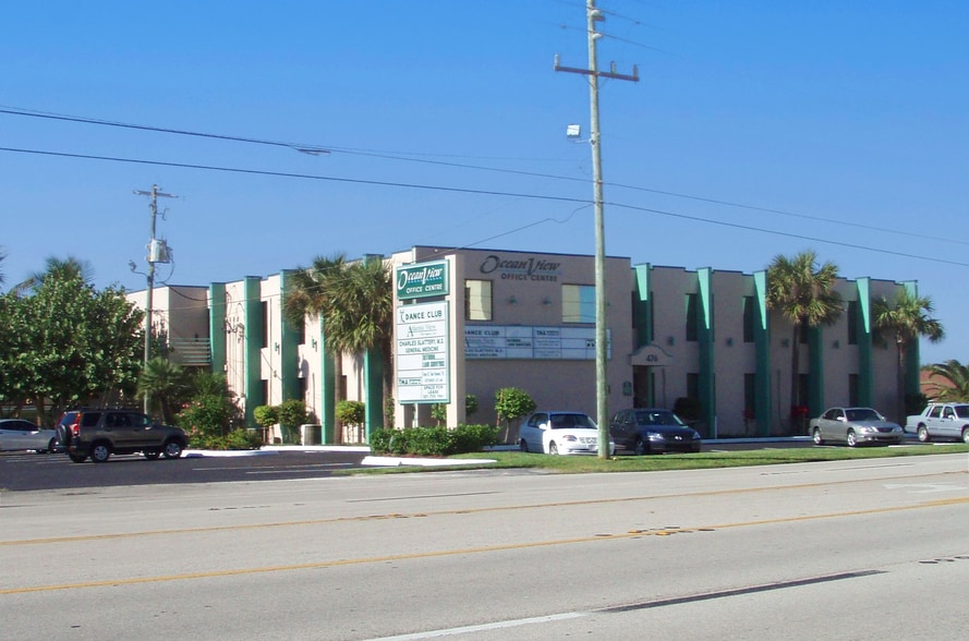476 Highway A1A, Satellite Beach, FL à louer - Photo de l’immeuble – Image 1 sur 10