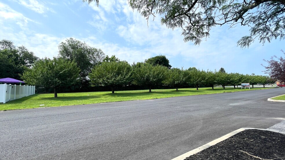 2920 Easton Ave, Bethlehem, PA à louer - Autre – Image 1 sur 2