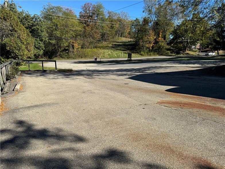 119 Hidden Valley Rd, McMurray, PA à louer - Photo de l’immeuble – Image 3 sur 5