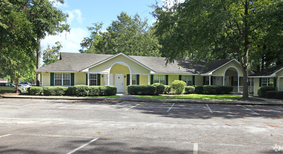 2215 Bemiss Rd, Valdosta, GA à louer - Photo de l’immeuble – Image 2 sur 5