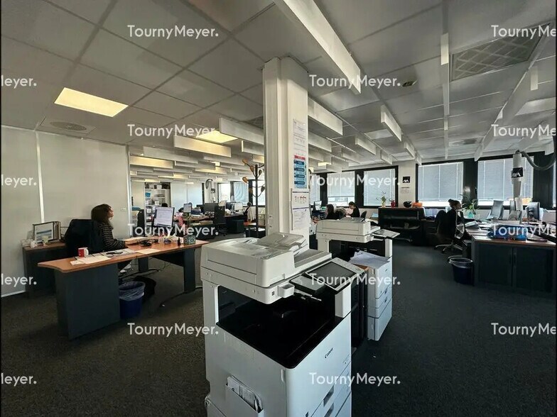 Bureau dans Rezé à louer - Photo de l’immeuble – Image 3 sur 6