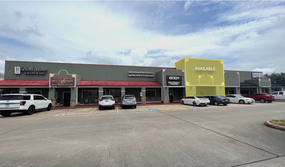 117-133 W Parkwood Ave, Friendswood, TX à louer - Photo de l’immeuble – Image 1 sur 3
