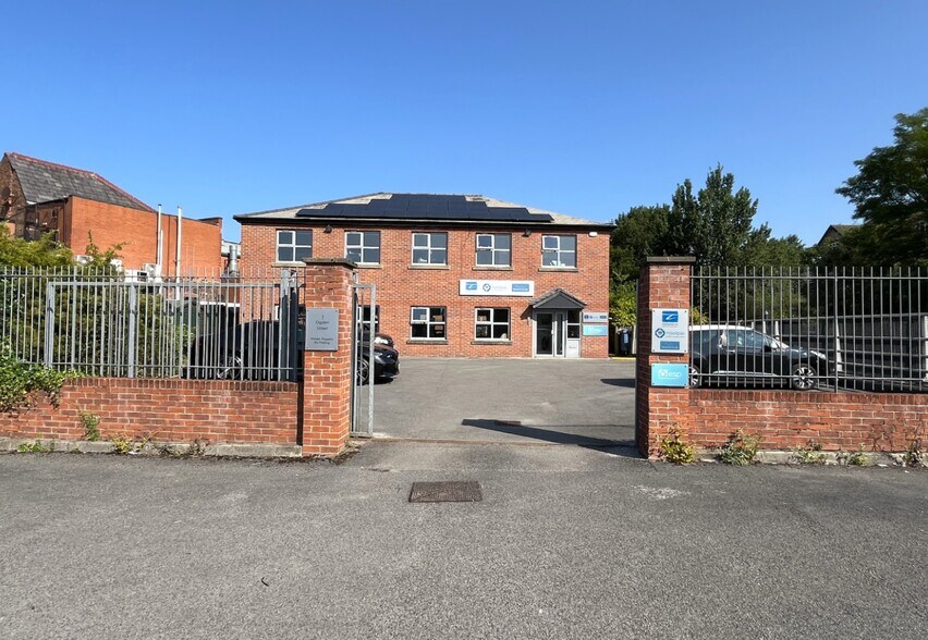 1 Ogden St, Manchester à louer - Photo principale – Image 1 sur 2