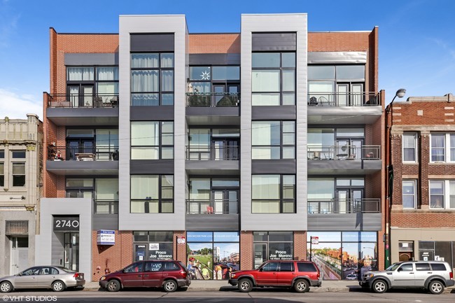 2740 W North Ave, Chicago, IL à louer - Photo de l’immeuble – Image 3 sur 4