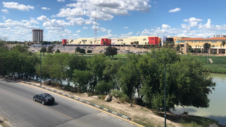 1600 Water St, Laredo, TX à louer - Photo de l’immeuble – Image 3 sur 5