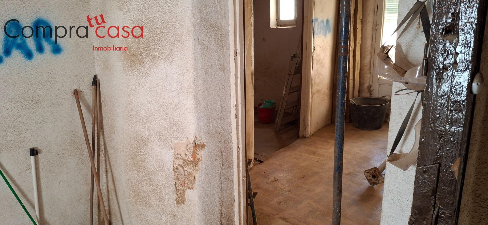 Immeuble residentiel dans Segovia, Segovia à vendre Photo principale– Image 1 sur 3