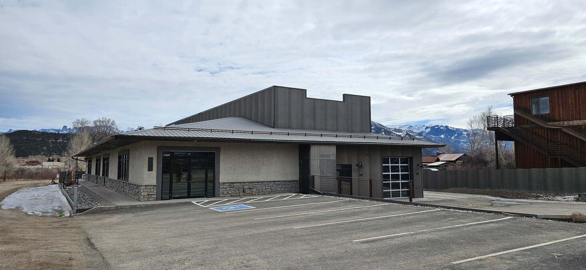 158 Liddell Street, Ridgway, CO à louer Photo de l’immeuble– Image 1 sur 29