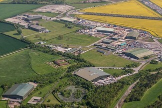 Plus de détails pour Roseland Business Park, Long Bennington - Industriel/Logistique à louer