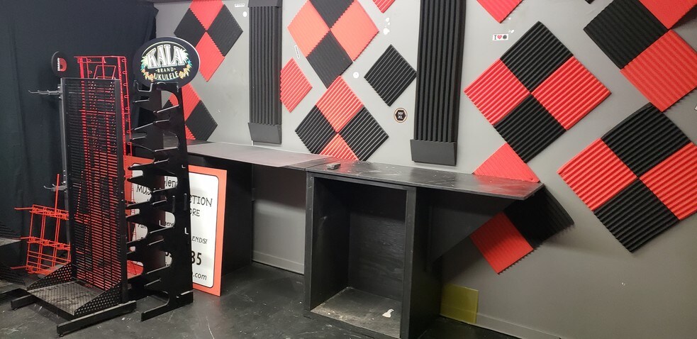 10201 100th Ave, Fort Saskatchewan, AB à louer - Photo intérieure – Image 3 sur 13