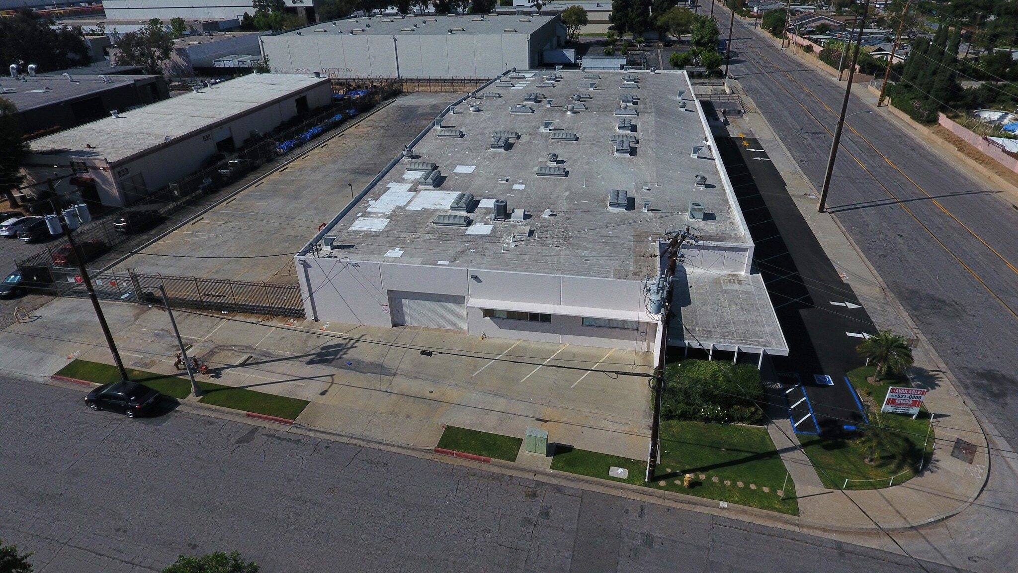 13821 Marquardt Ave, Santa Fe Springs, CA à louer Photo intérieure– Image 1 sur 14