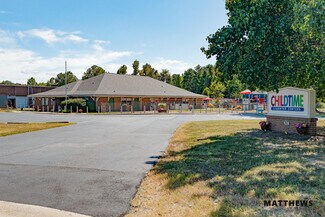 Plus de détails pour 120 Business Park Dr, Indian Trail, NC - Local commercial à vendre